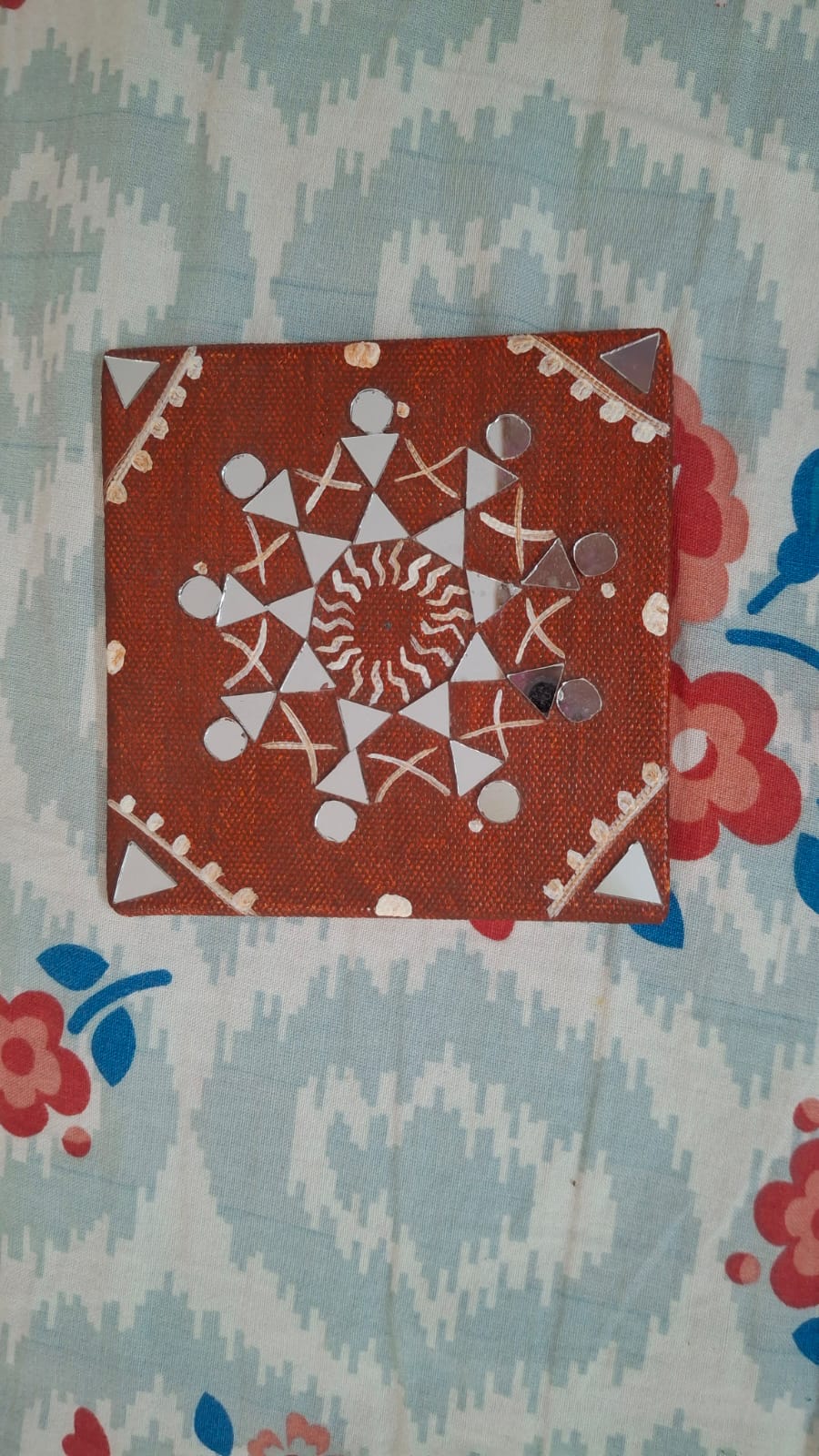 https://artisan.gergstore.com/assets/product_image/Avneet%20Yadav/artisan_11852_6aca3e4fba9b4168378365.jpg