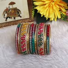 https://artisan.gergstore.com/assets/product_image/Melam%20Vijaya%20Lakshmi/artisan_17059_6ad0f64dcea5e758592600.jpg