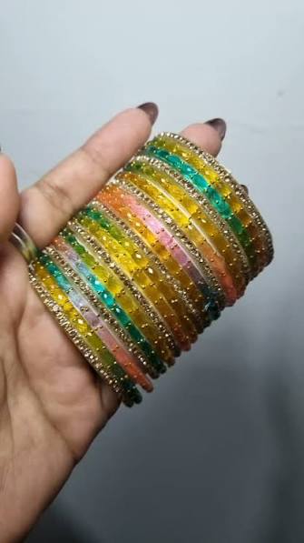 https://artisan.gergstore.com/assets/product_image/Melam%20Vijaya%20Lakshmi/artisan_17059_6ad0f64e2d3b3937411972.jpg