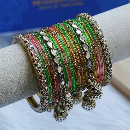 https://artisan.gergstore.com/assets/product_image/Melam%20Vijaya%20Lakshmi/artisan_17059_6ad0f64e2d466818575351.jpg