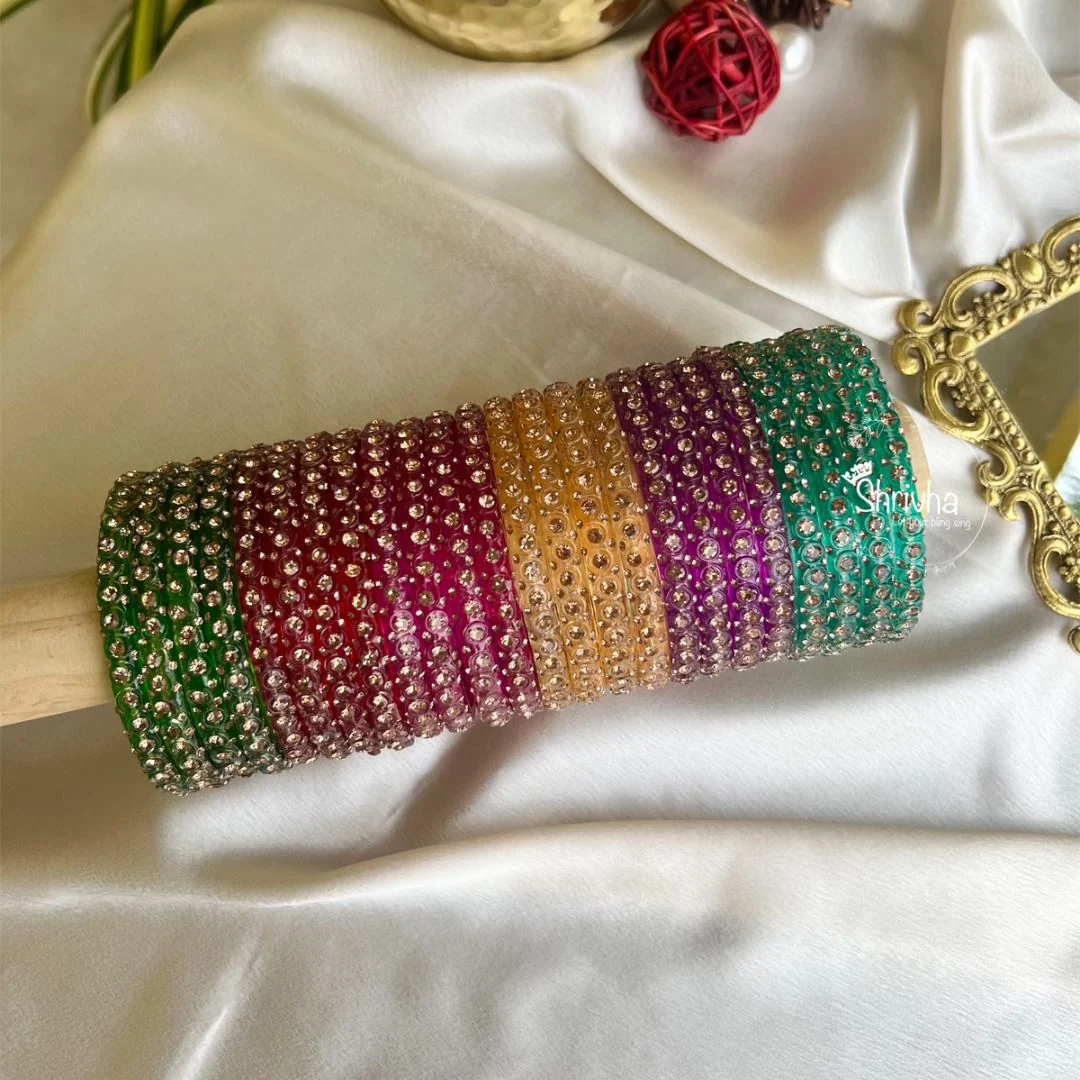 https://artisan.gergstore.com/assets/product_image/Melam%20Vijaya%20Lakshmi/artisan_17059_6ad0f64f24a94672366691.webp