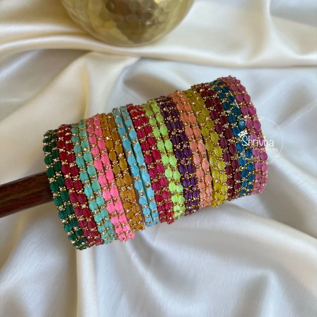 https://artisan.gergstore.com/assets/product_image/Melam%20Vijaya%20Lakshmi/artisan_17059_6ad0f64f24bf4029347094.webp